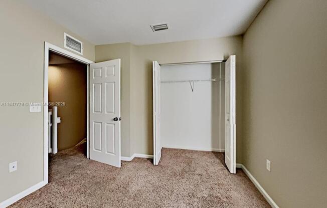 2518 SW 83 TERRACE