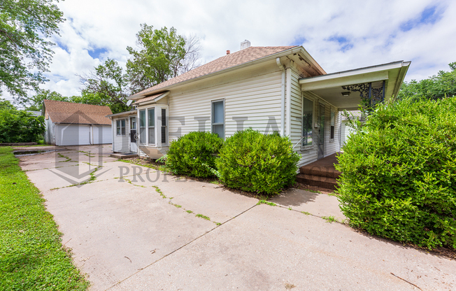 345 N MERIDIAN AVE
