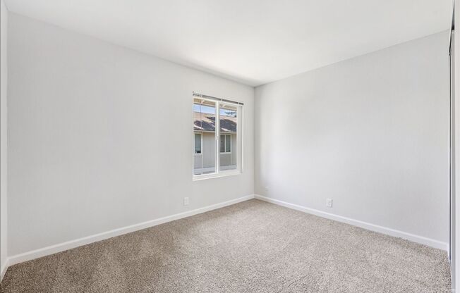 2 beds, 1 bath, 760 sqft, $1,395