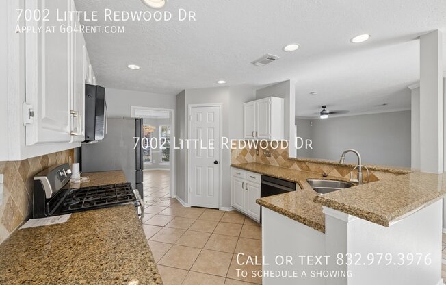 7002 LITTLE REDWOOD DR