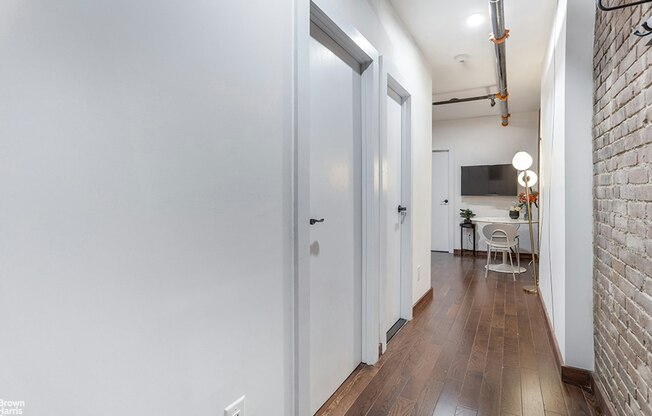47 E 129 ST