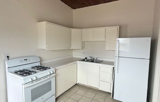 4172-74 Bannock Ave.