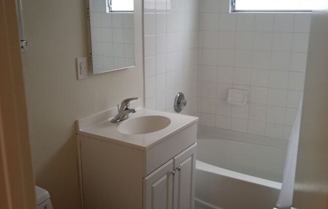 2 beds, 2 baths, $2,395