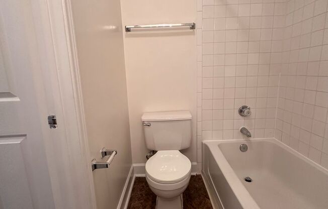 2 beds, 2 baths, 1,057 sqft, $1,950, Unit 310 #2A