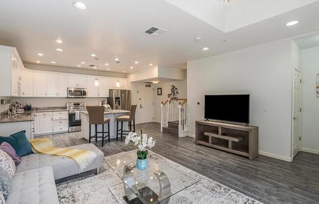 88 N Jackson Ave