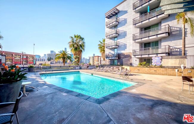 1 bed, 1 bath, 700 sqft, $2,950, Unit 604