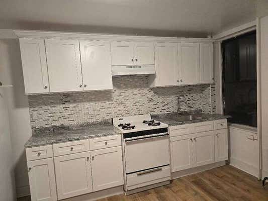 393 5 AVE
