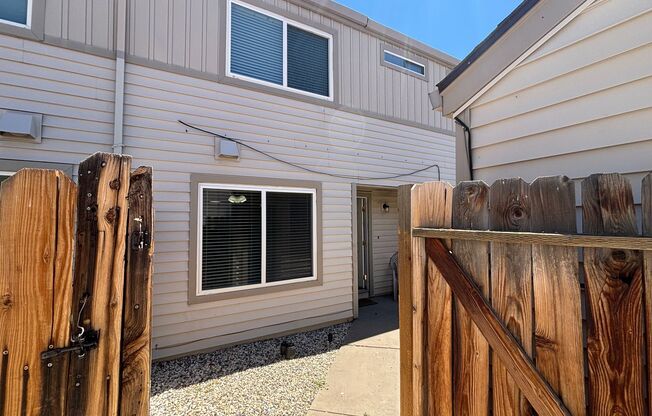 Charming Updated Condominium for Rent in Stead