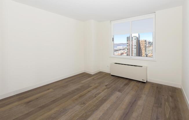 2 beds, 1 bath, 667 sqft, $5,152, Unit 19C