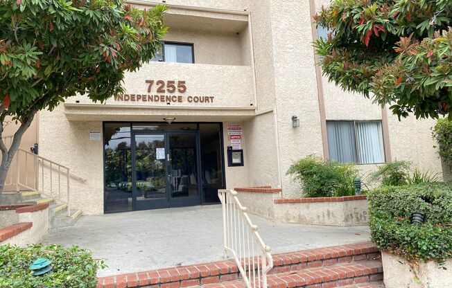 Independence Court Apartments
