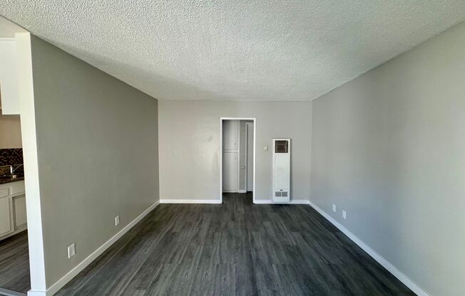 2242 San Anseline