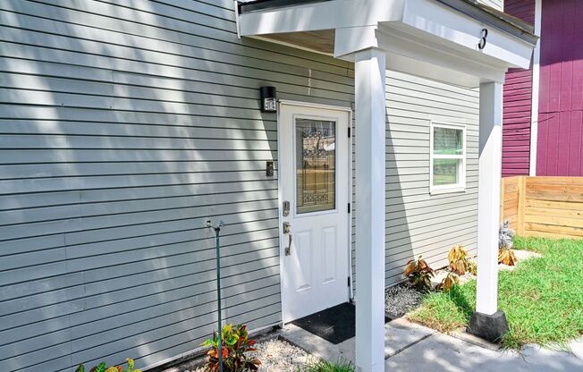 4 beds, 2 baths, 1,200 sqft, $3,200, Unit 205 W Frances, Unit 3