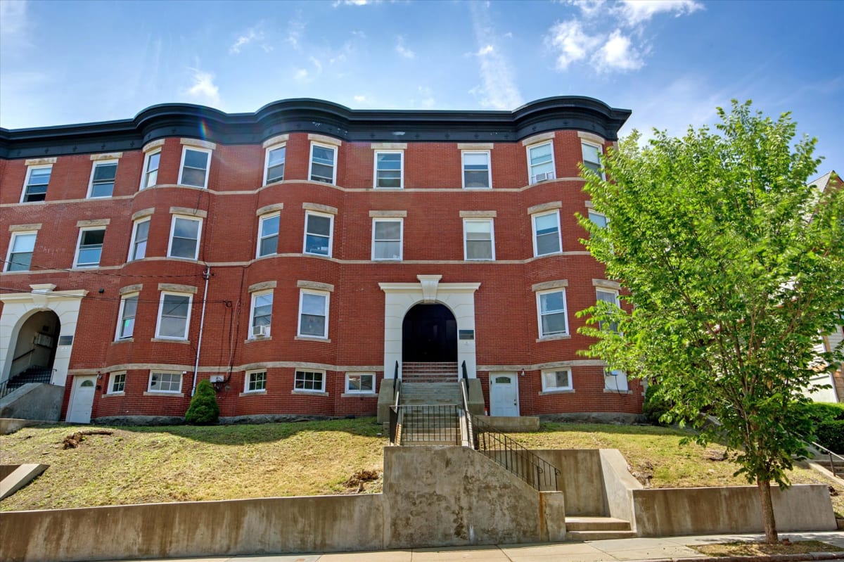 Winthrop Road Apartment Homes