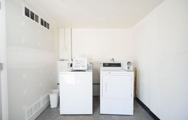 Studio, 1 bath, $770, Unit 1