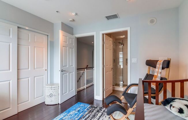 2 beds, 2.5 baths, $3,750, Unit 1112