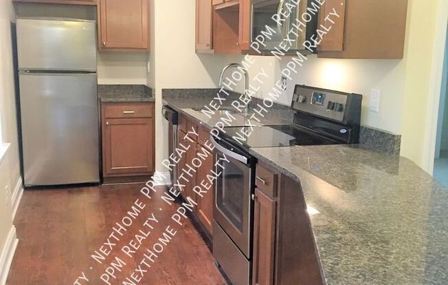 1306 PEERMONT AVE