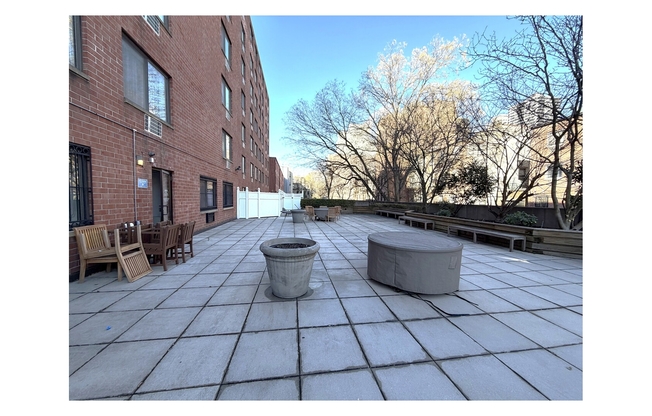 333 E 119 ST