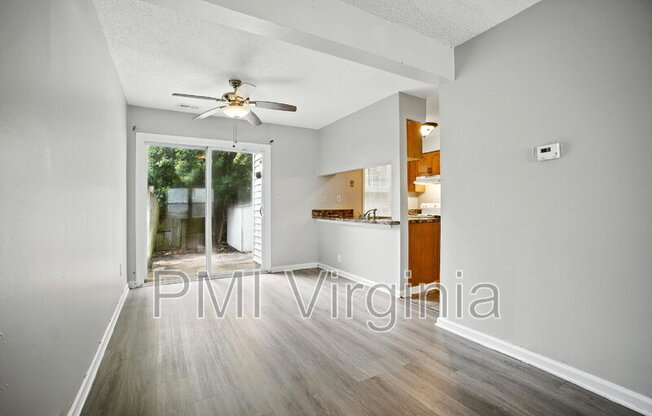 1077 COMMONWEALTH PL