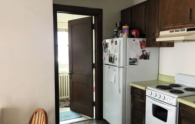 1 bed, 1 bath, $1,100