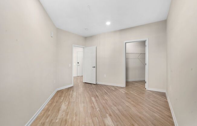 1 bed, 1 bath, 614 sqft, $2,160, Unit 322
