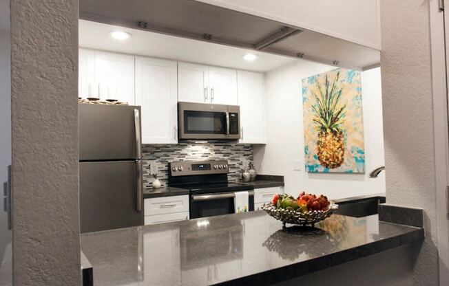 dining room with open kitchen at Club Pacifica, Benicia California