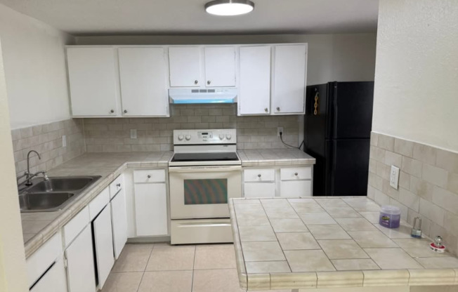 10203 CARRIAGE GLN CT