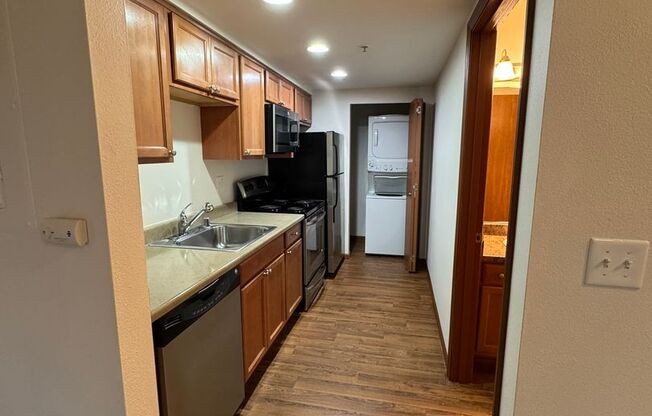 21428 INTERNATIONAL BLVD