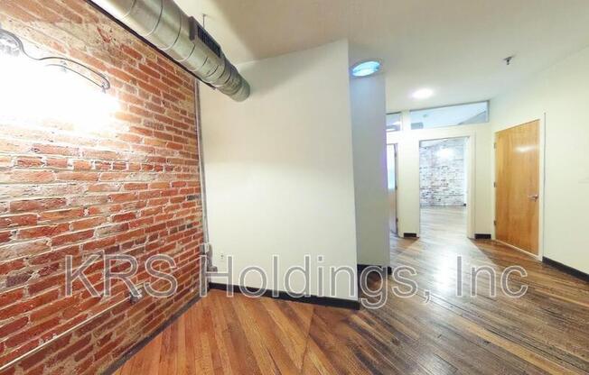 1318 W BROAD ST