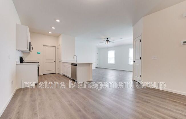 200 NW 122