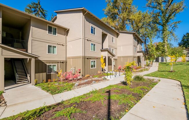 1 bed, 1 bath, 840 sqft, $1,395, Unit 1031-202