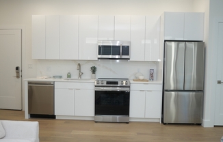 Studio, 1 bath, 453 sqft, $2,358, Unit 504