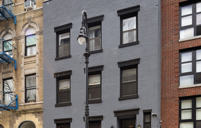 169 SUFFOLK ST