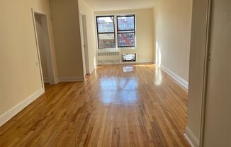 Studio, 1 bath, 550 sqft, $2,200