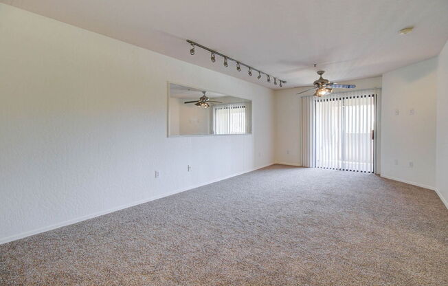 2 beds, 2 baths, 1,036 sqft, $1,600, Unit 284