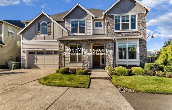 Stunning Four Bedroom Home In NW Portland W/ Bonus Rooms!