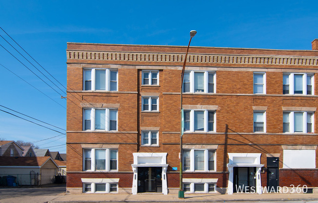1548 N HOMAN