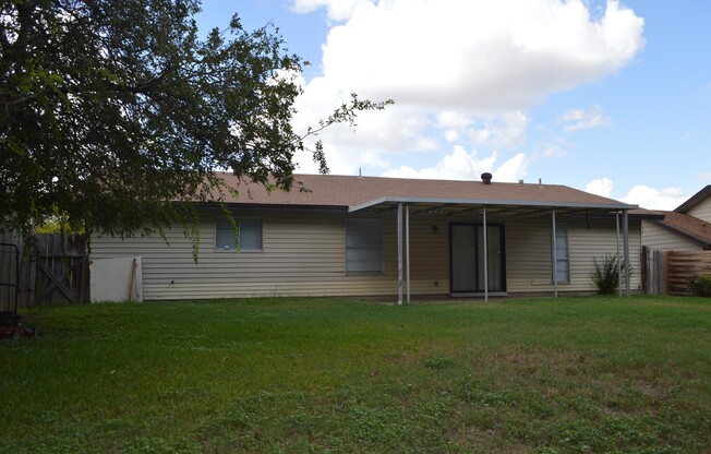 3 beds, 2 baths, $1,515