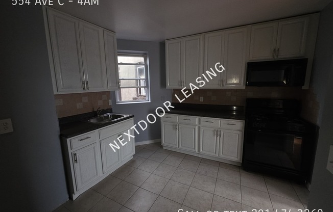 554 Ave C