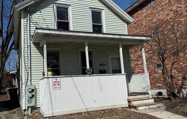 (515) 520-524 W. Doty Street