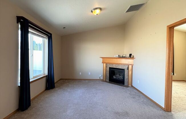 3 beds, 2 baths, $1,995