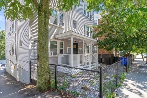 112 ADAMS