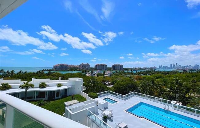 100 S Pointe Dr unit 602 (F10494943)