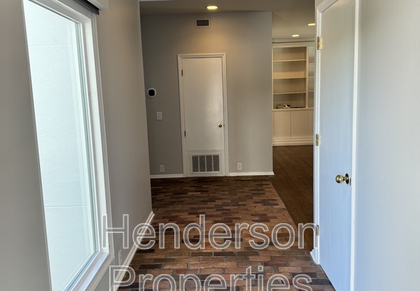 501 Fenton Pl Unit # O