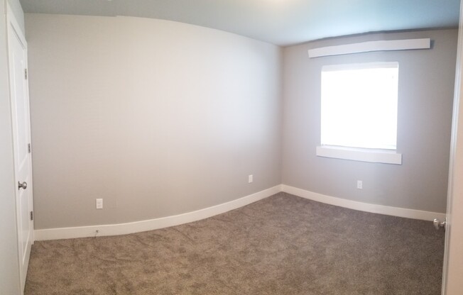 2 beds, 1 bath, 763 sqft, $995, Unit 3202
