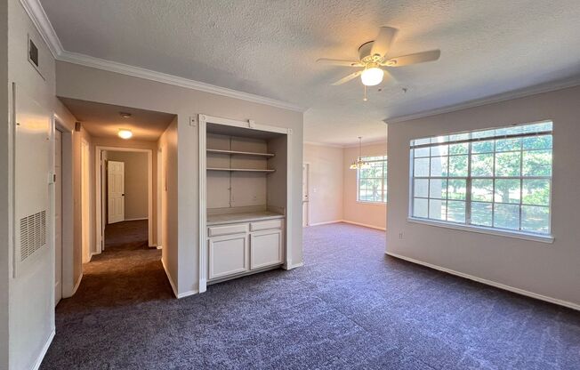 Spacious 1/1 condo!