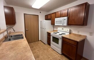 2 beds, 2 baths, 990 sqft, $1,100, Unit 810-308