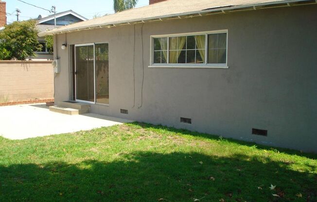 TORRANCE 3 BEDROOM 2 BATHROOM HOUSE FOR LEASE! AVAILABLE