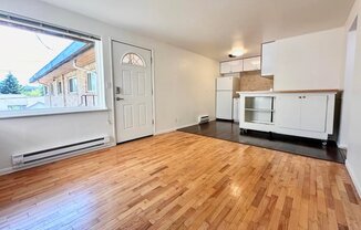 5101 RAVENNA AVE NE
