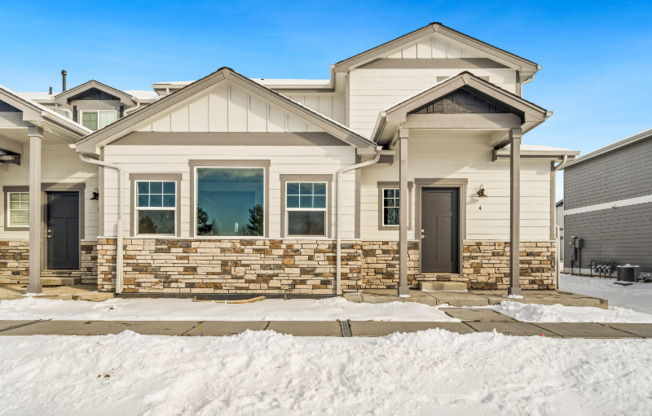 226 E CHESTNUT