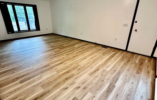 3 Bedroom Home for Rent in North Pole!